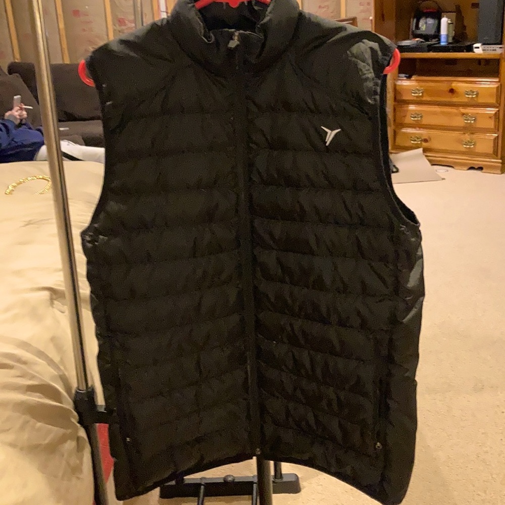 Old navy puffy vest